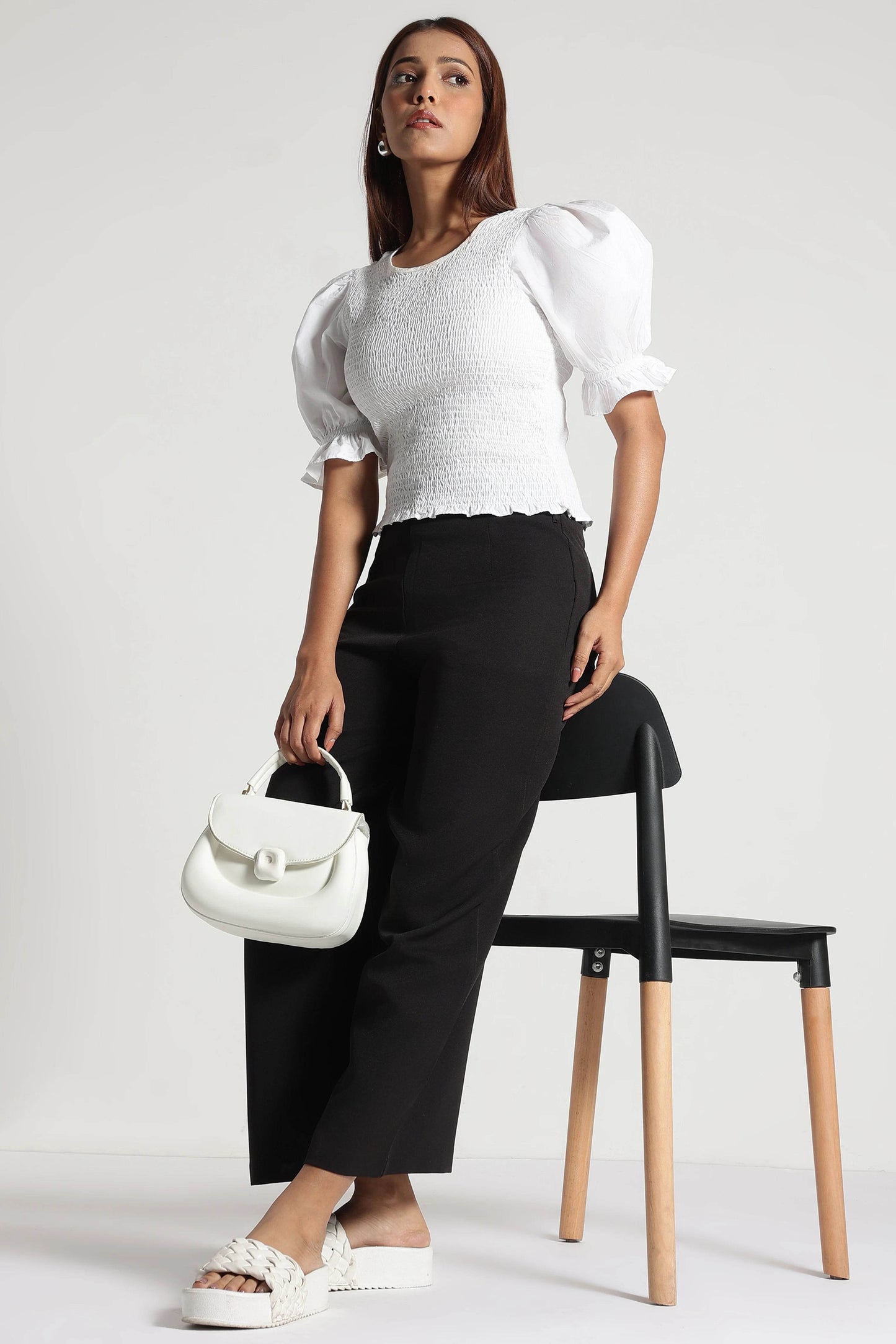 Black Cropped Wide-Leg Pants - Fabravaa