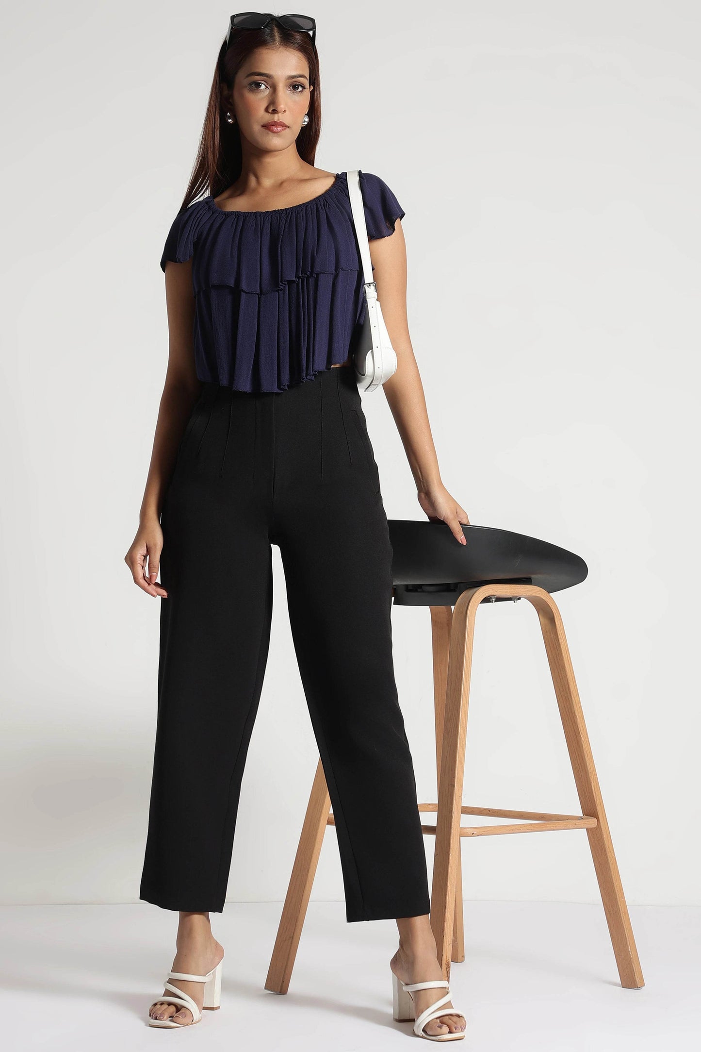 Black High-Rise Cropped Pants - Fabravaa